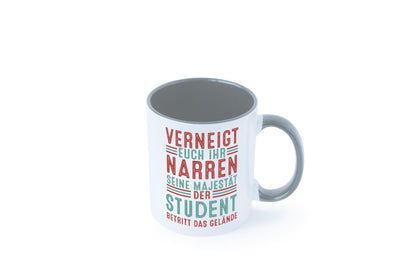 Verneigt euch: Student | Universität Uni Studium Geschenkidee Humor Tasse