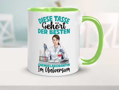 Im Universum: Chemielaborantin | Laborantin Chemie lustiger Spruch Geschenk