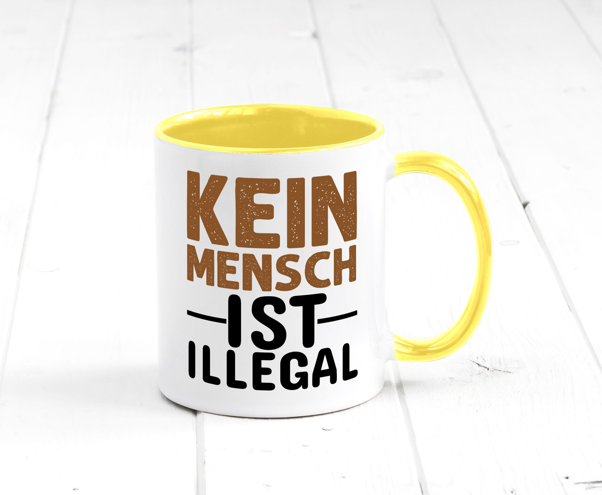 Kein Mensch ist illegal | Spruch Gleichberechtigung Humor Geschenkidee Tasse