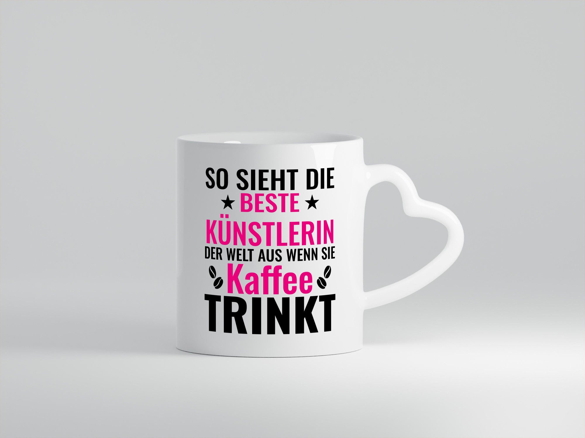 Kaffee trinkt: Künstlerin | Kunst Geschenk Humor Geschenkidee lustiger Spruch