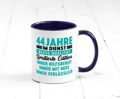 44 Jahre im Dienst | Jubiläum Arbeit v5 lustig Kollegen Büro Geschenk Tasse