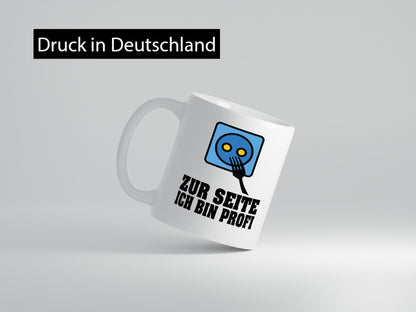 Zur Seite ich bin Profi lustiger Spruch Geschenk Humor Geschenkidee Tasse