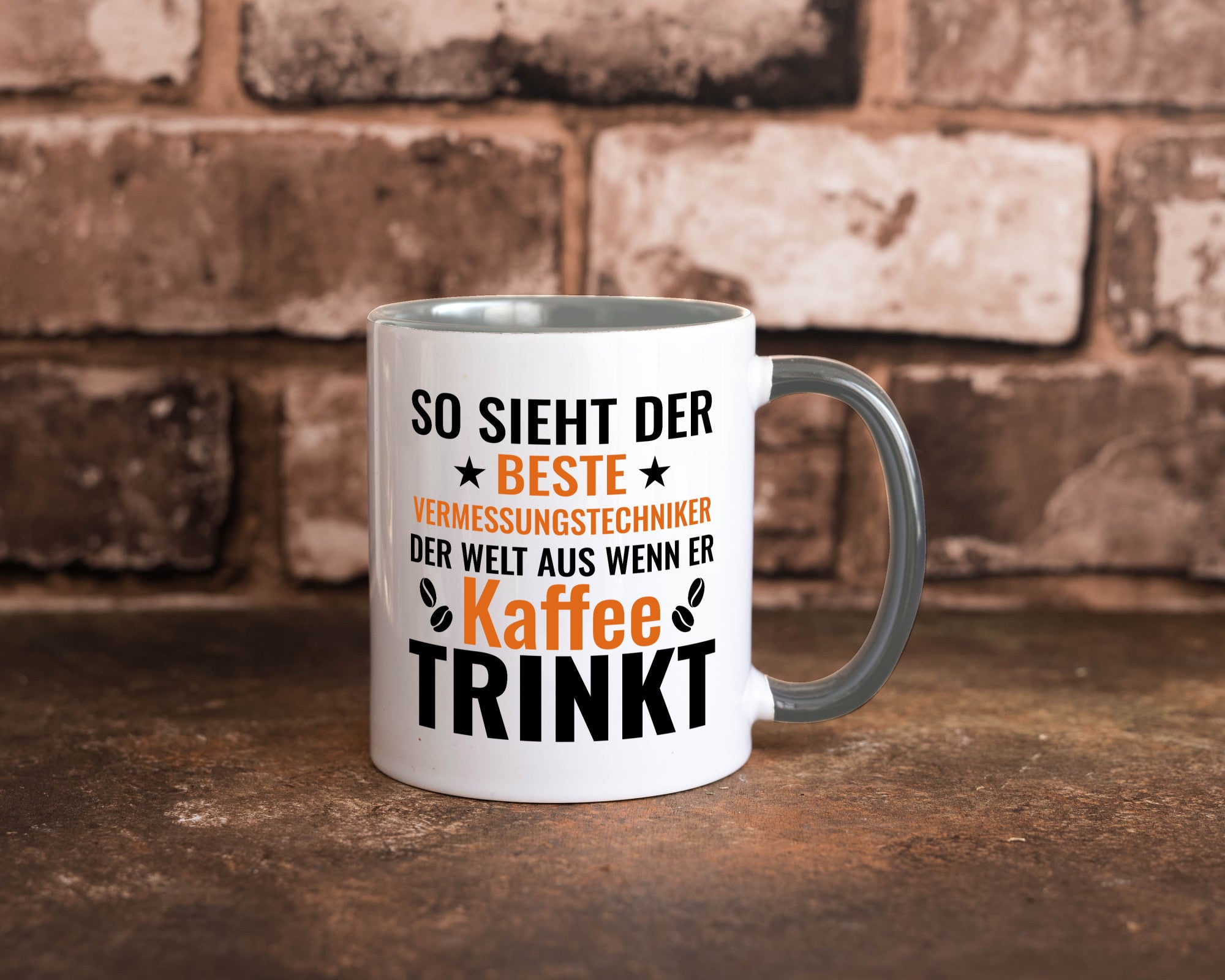 Kaffee trinkt: Vermessungstechniker | Techniker Geschenk Humor Geschenkidee