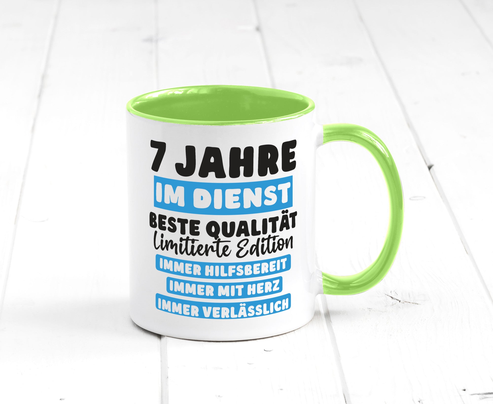 7 Jahre im Dienst | Jubiläum Arbeit v6 lustig Kollegen Büro Geschenk Tasse
