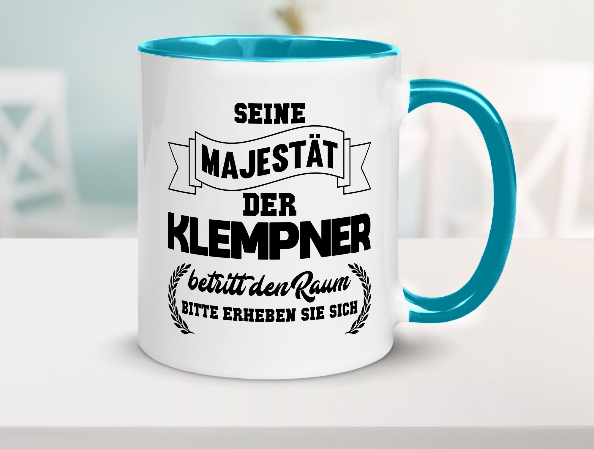 Der Klempner betritt den raum | Geschenk Humor Geschenkidee lustiger Spruch