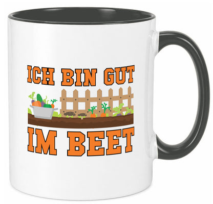 Gut im Beet | Gärtnern Pflanzen Zaun Gemüse Geschenk Humor Geschenkidee Tasse