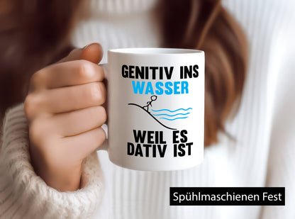 Genitiv Wasser weil Dativ | Grammatik Rechtschreibung Humor Geschenkidee Tasse