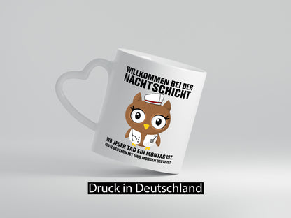 Nachtschicht | müde Eule Sanitäter Krankenschwester Humor Geschenkidee Tasse