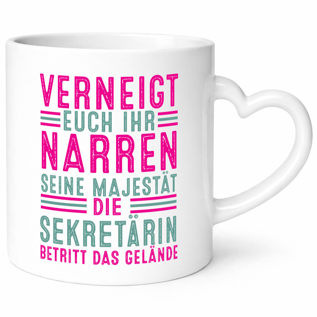 Verneigt euch: Sekretärin | Büro Geschenk Arbeit Kollegen lustiger Spruch Tasse