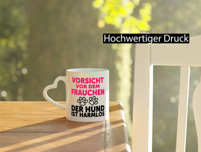 Vorsicht vor dem Frauchen der Hund ist Harmlos | Geschenk Tierliebhaber Humor