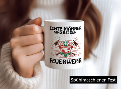 Echte Männer | Feuerwehr Brand Löschen Flammen Geschenkidee Humor Tasse