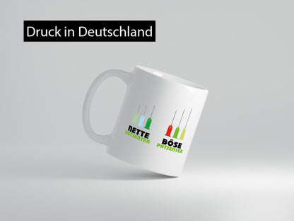 Nette und böse Patienten | Spritze Nadel Arzt Doktor Geschenkidee Humor Tasse