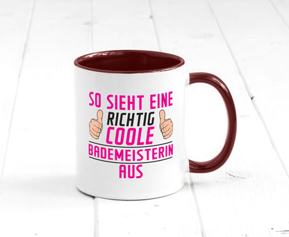 Richtig Coole Bademeisterin | Schwimmmeisterin Geschenk Humor Geschenkidee Tasse