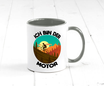 Ich bin der Motor | Mountainbiking Fahrrad Berge Geschenkidee Humor Tasse
