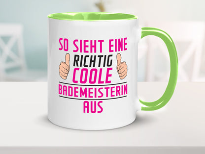 Richtig Coole Bademeisterin | Schwimmmeisterin Geschenk Humor Geschenkidee Tasse