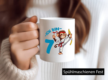 Ich bin 7 | 7. Geburtstag Karate Kampfsport Affe Humor Geschenkidee Tasse