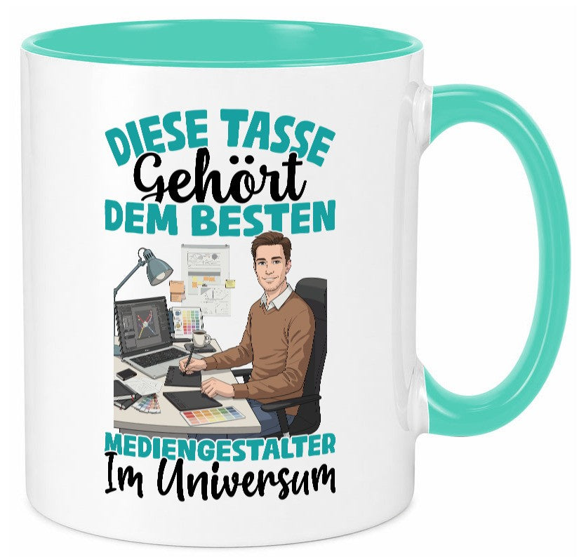 Im Universum: Mediengestalter | Medien Geschenk Humor Geschenkidee lustiger Tasse