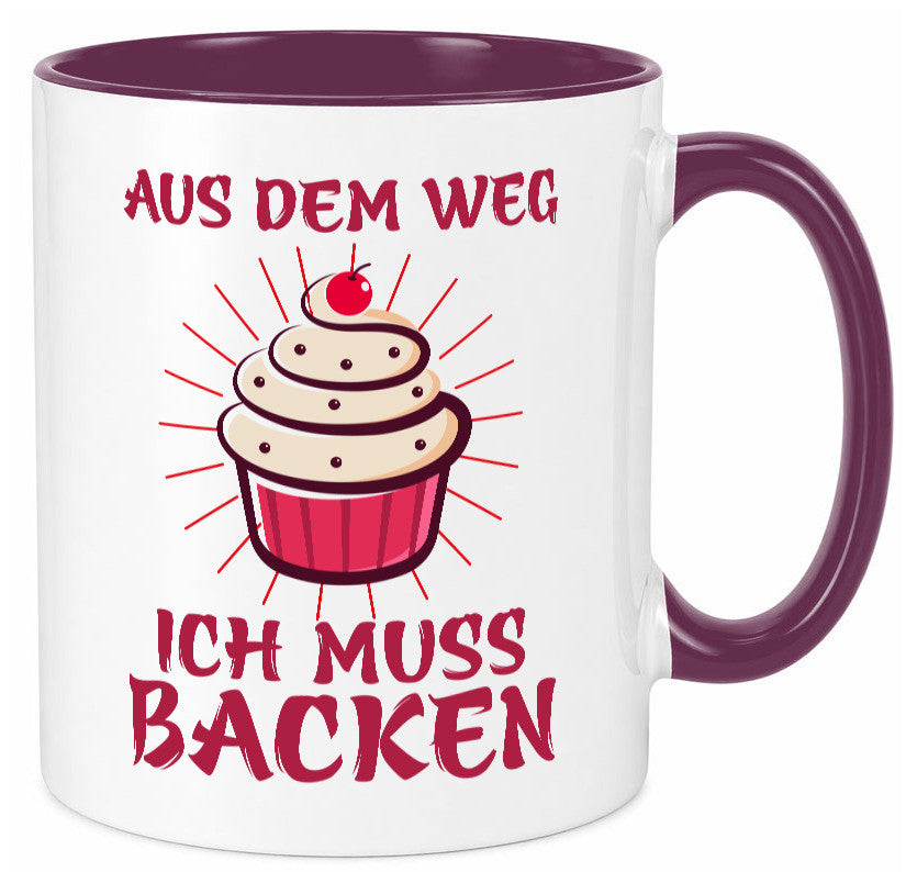 Aus dem weg ich muss Backen | Kuchen Humor Geschenkidee Tasse
