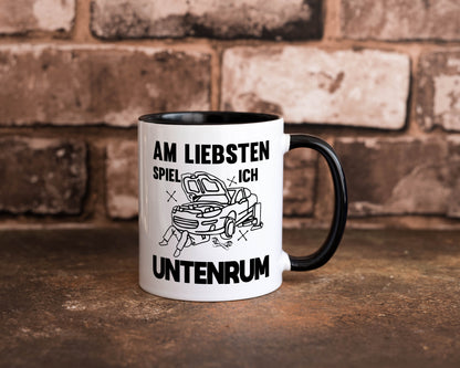 Am liebsten spiele ich untenrum | Autowektstatt lustiger Spruch Geschenk Humor Tasse