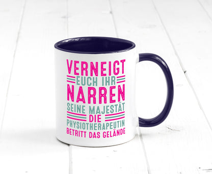 Verneigt euch: Physiotherapeutin Humor Geschenkidee Tasse