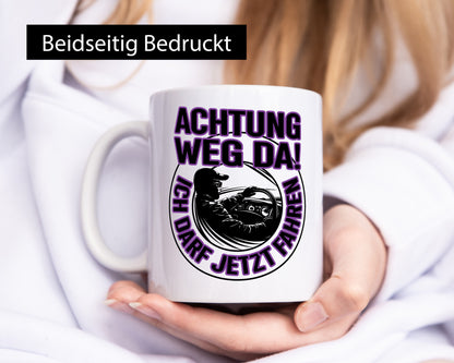 Achtung weg da ich darf jetzt Fahren | Führerschein lustig Humor Geschenkidee