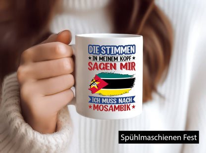 Mosambik | Urlaub Stimmen in meinem Kopf Traumland Humor Geschenkidee Tasse