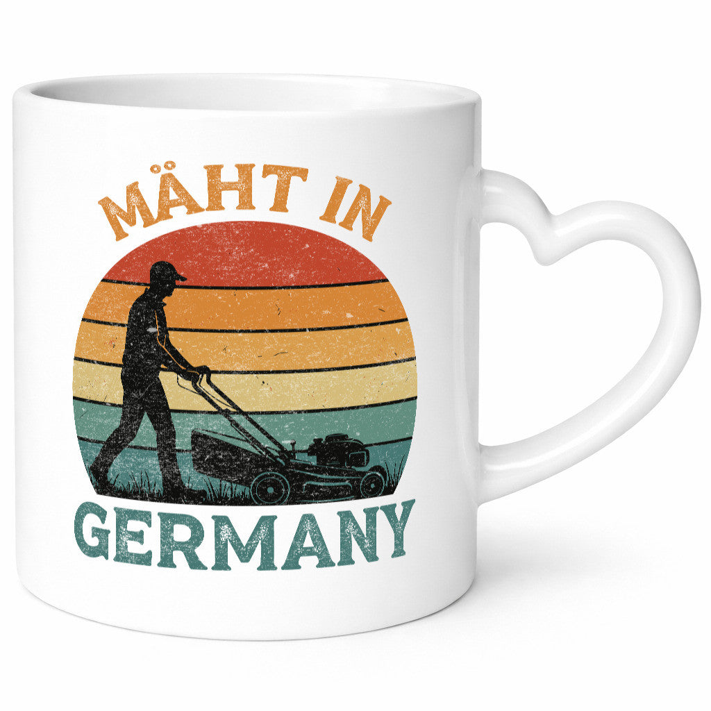 Mäht in Germany | Rasenmäher Landschaftsgärtner Humor Geschenkidee Tasse