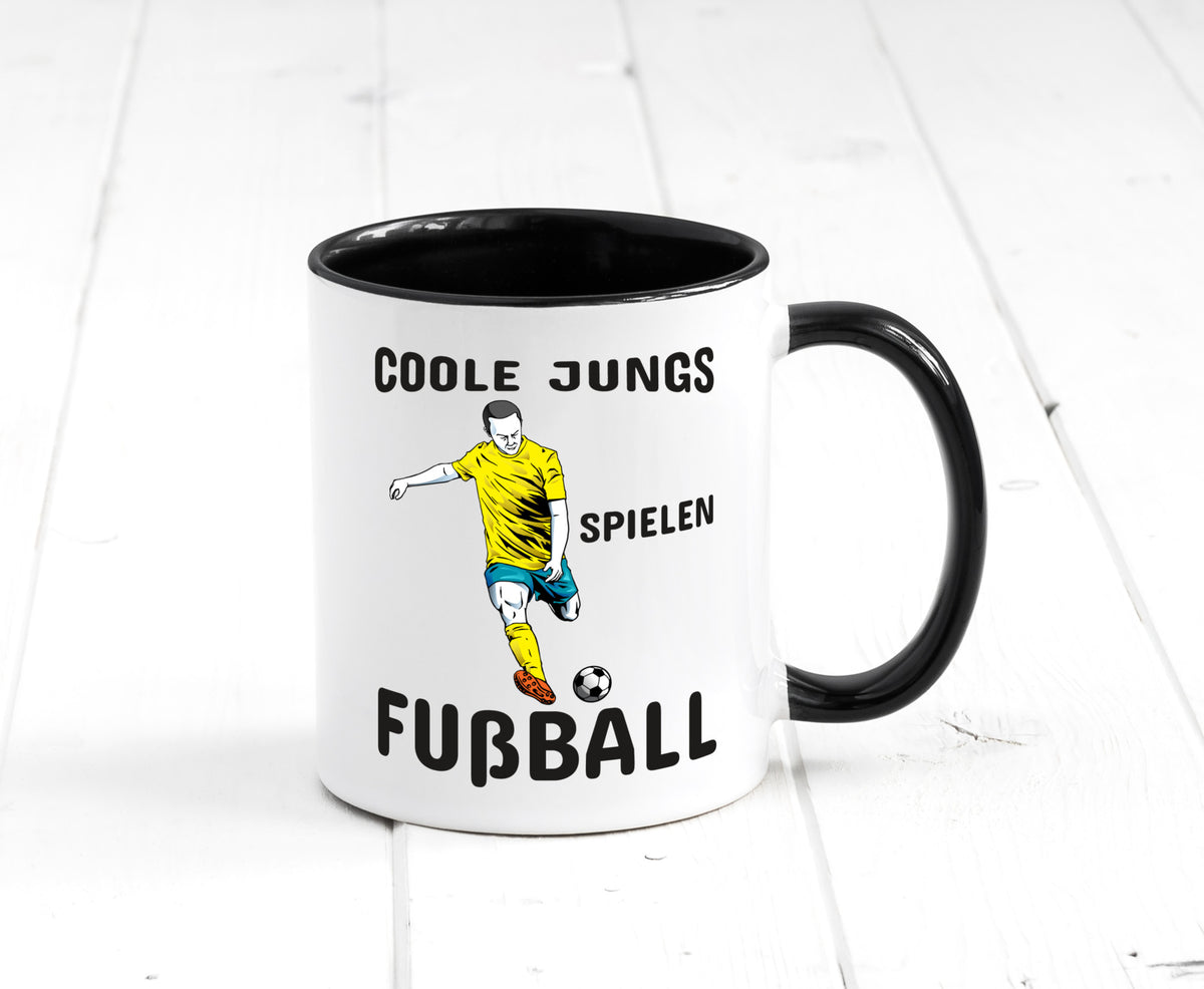 Coole Jungs spielen Fußball | Fußballer Tasse Junge lustiger Spruch Geschenk