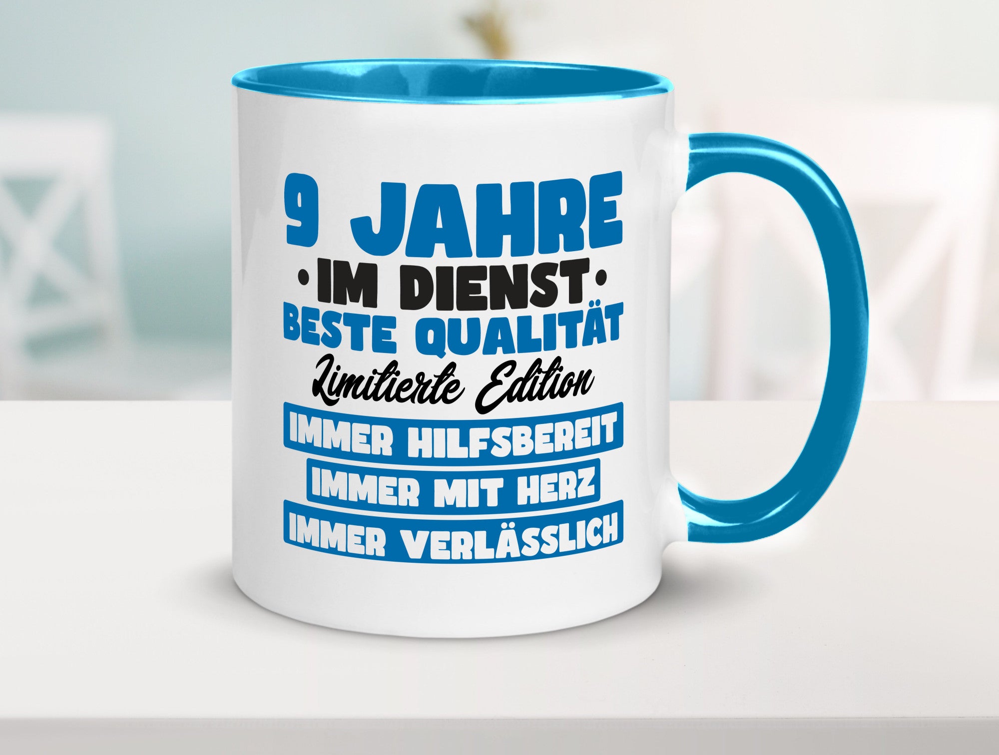 9 Jahre im Dienst | Jubiläum Arbeit v7 lustig Kollegen Büro Geschenk Tasse