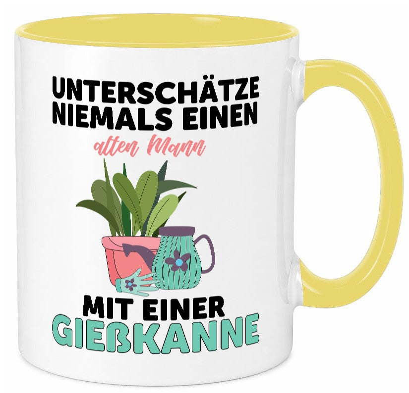 Niemals Mann mit Gießkanne unterschätzen | Blumen lustiger Spruch Geschenk Tasse