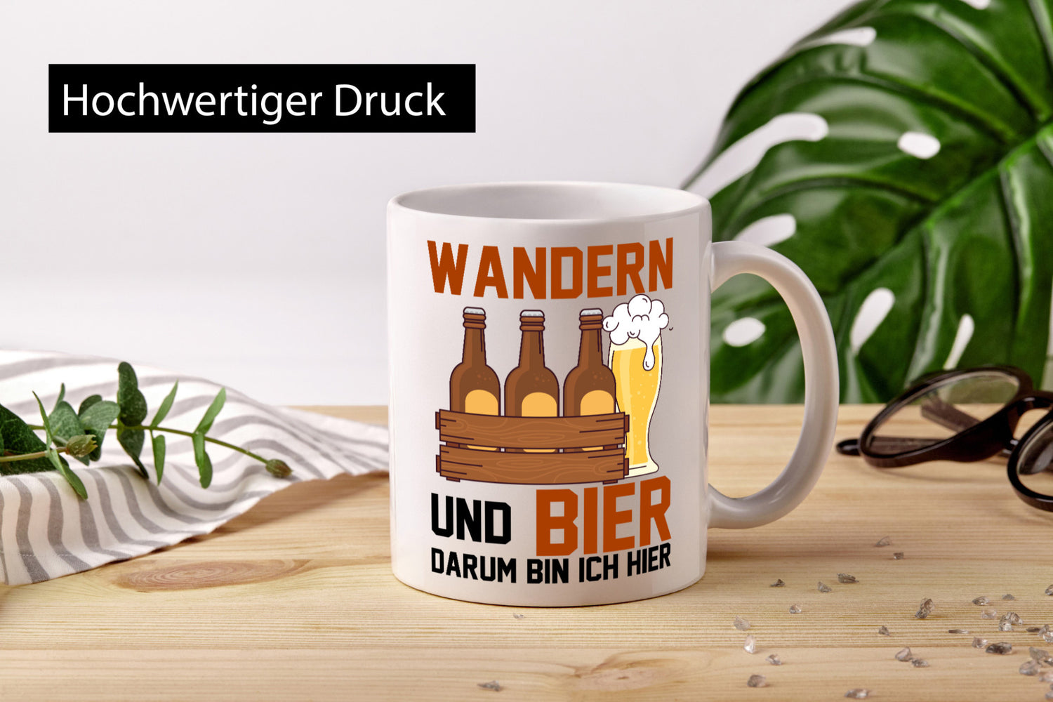 Wandern und Bier darum bin ich hier | Bierkasten lustiger Spruch Geschenk Humor