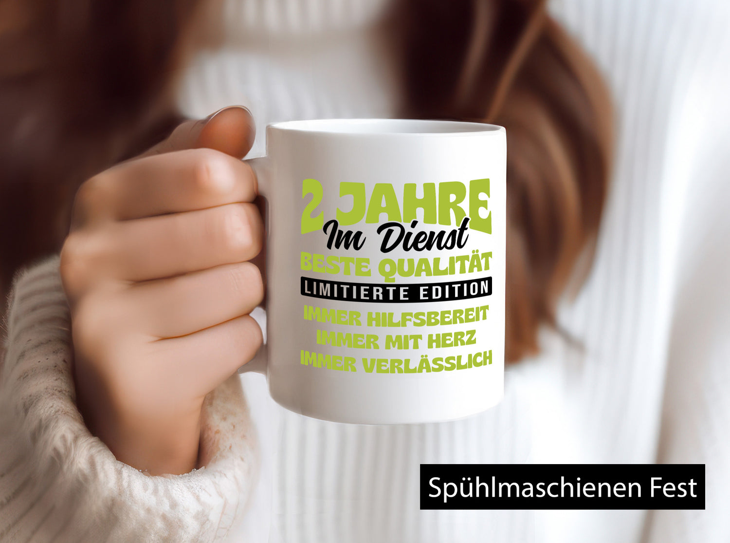 2 Jahre im Dienst | Jubiläum Arbeit v4 Geschenkidee Kollegen Büro Humor Tasse