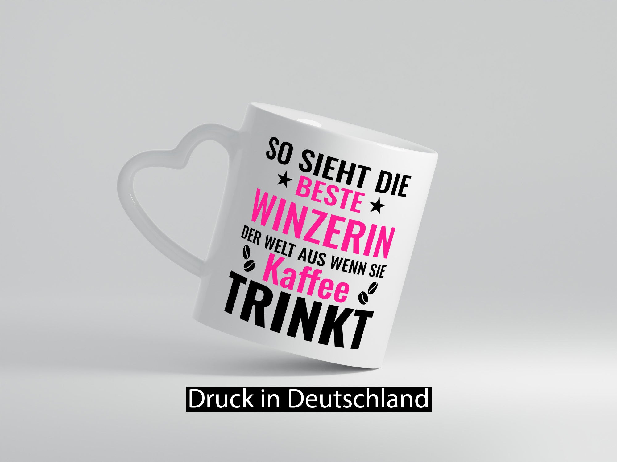 Kaffee trinkt: Winzerin | Weinbauer Wein lustig Humor Geschenkidee Geschenk