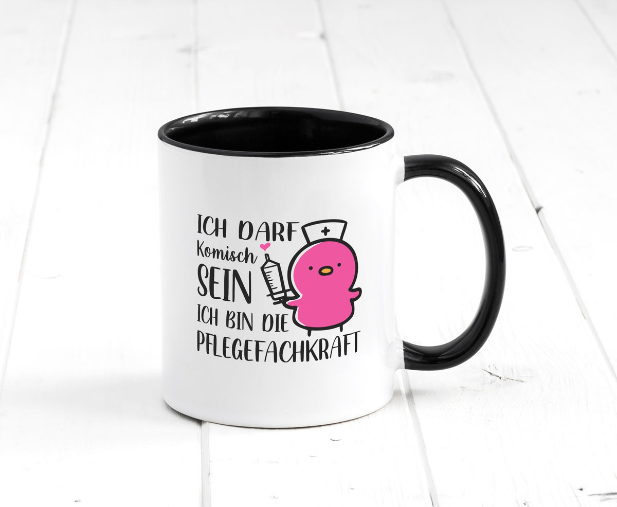 Darf komisch sein, bin Pflegekraft | Küken Spritze lustiger Spruch Geschenk Tasse