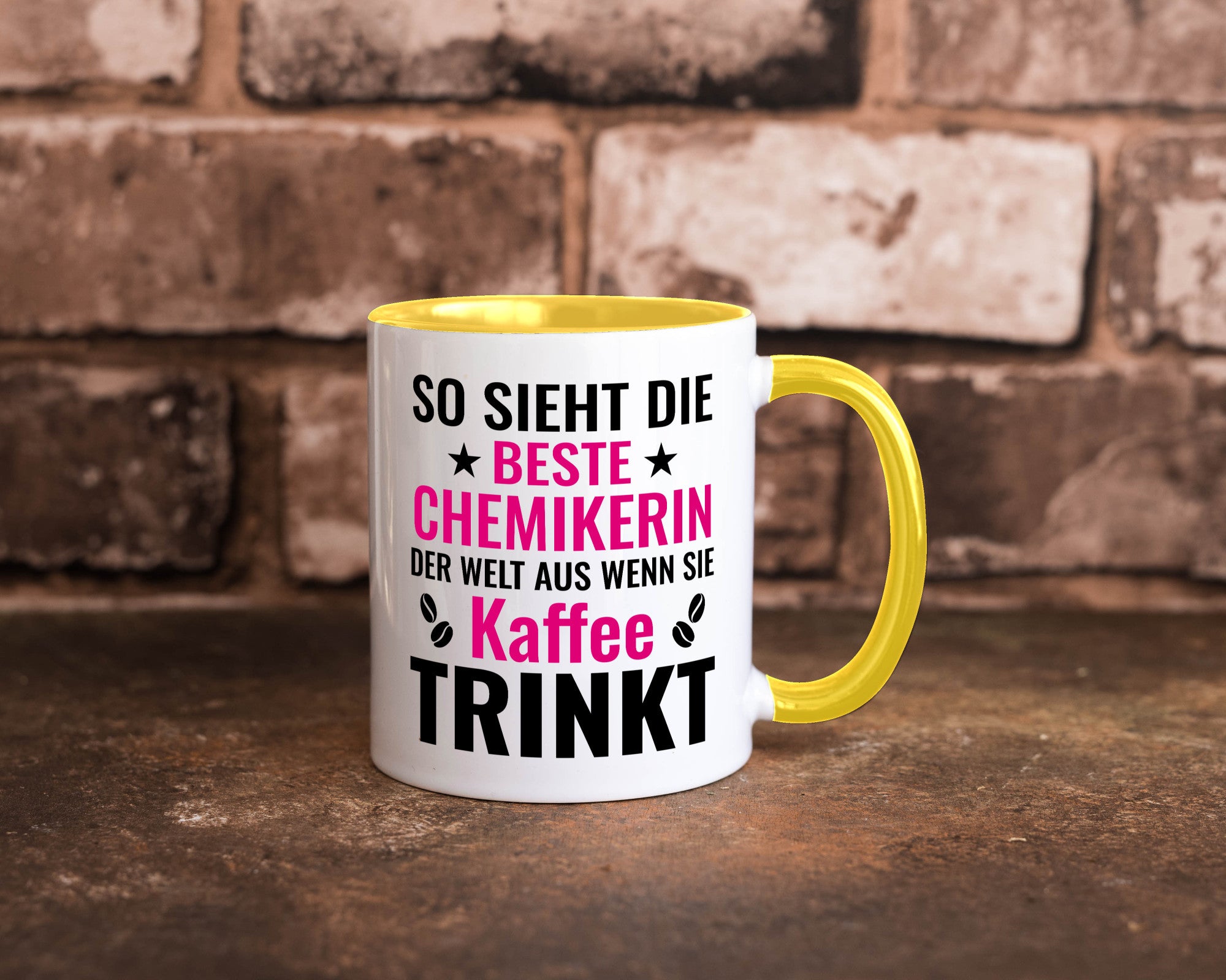 Kaffee trinkt: Chemikerin | Chemie Labor Geschenkidee Humor Tasse