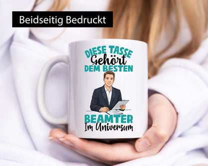 Im Universum: Beamter | Verbeamtung Dienst lustig Humor Geschenkidee Geschenk