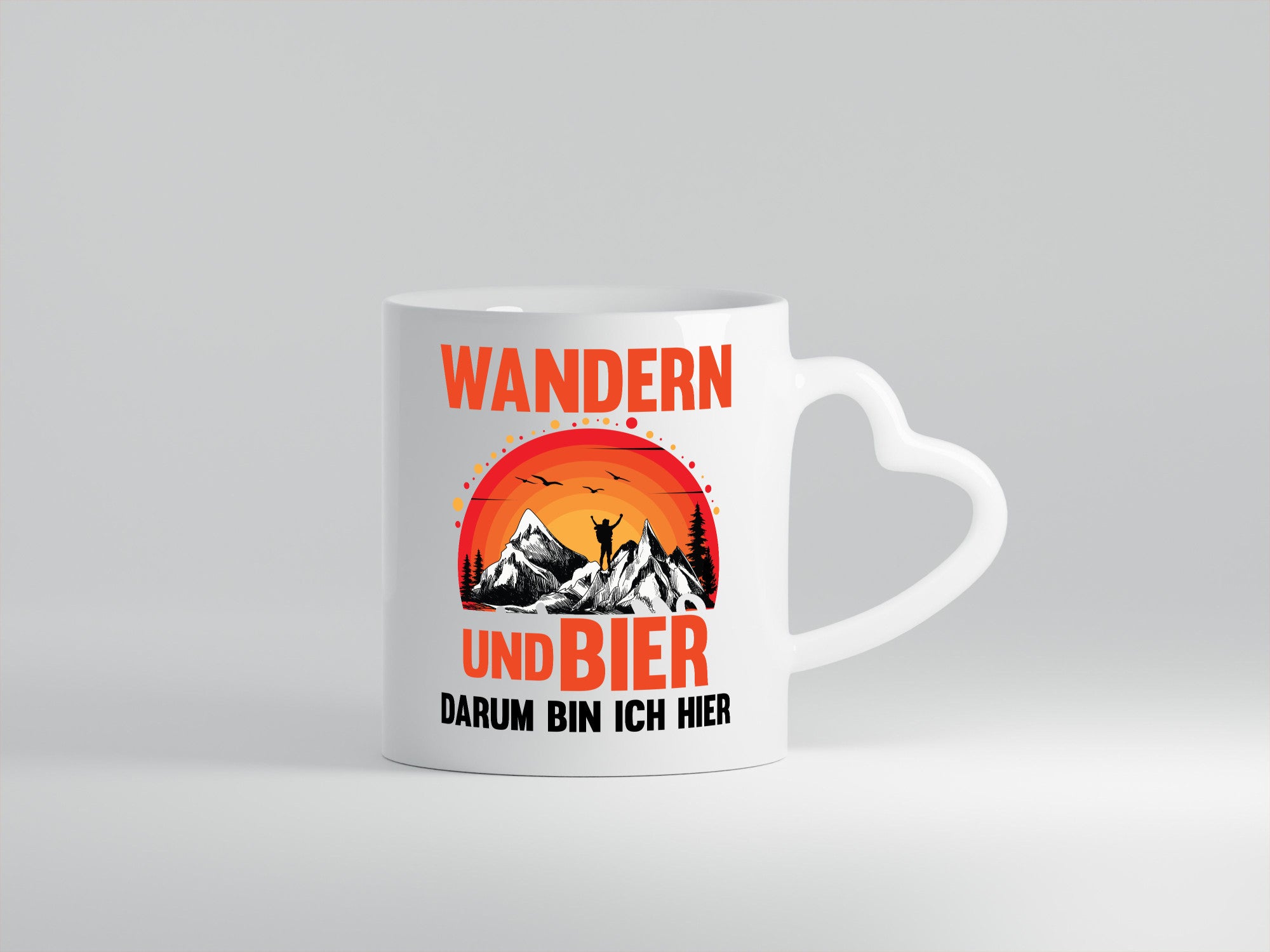 Wandern und Bier darum bin ich hier | lustiger Spruch Geschenk Humor