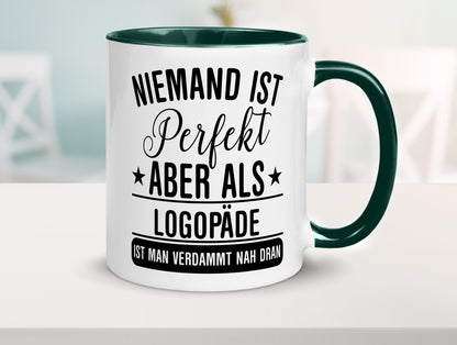 Verdammt nah dran: Logopäde | Sprachtherapie lustig Humor Geschenkidee Geschenk