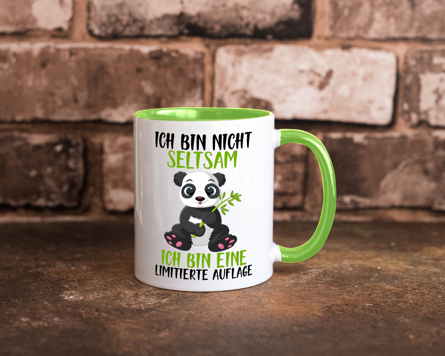 Ich bin nicht seltsam | süßer Pandabär lustiger Spruch Humor Geschenkidee Tasse