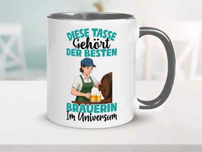 Im Universum: Brauerin | Bier Brauerei lustiger Spruch Geschenk Humor