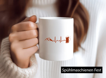 Berge und Bier | Wandern Wanderer Biertrinken Geschenkidee Humor Tasse