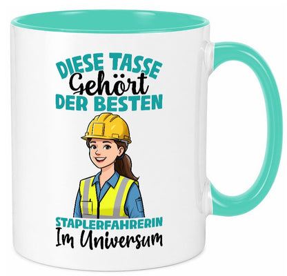 Im Universum: Staplerfahrerin | Gabelstapler Humor Geschenkidee Tasse