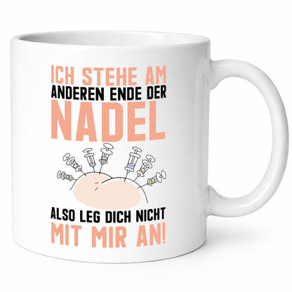 Anderes Ende der Nadel | Krankenschwester Spritze Arzt Humor Geschenkidee Tasse
