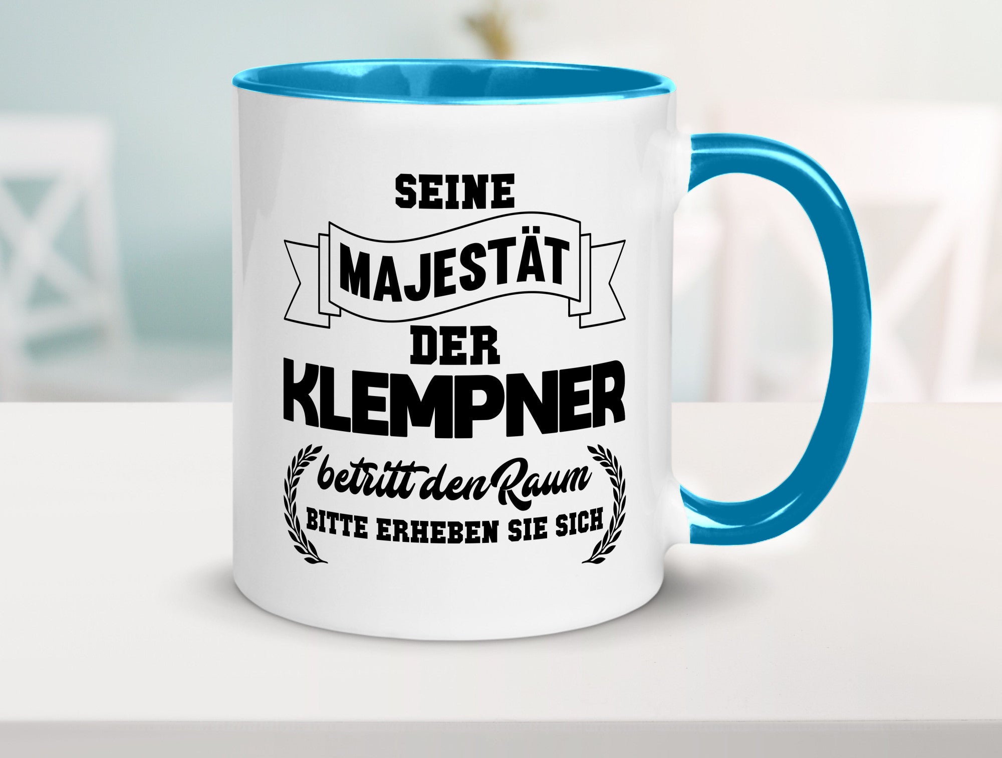 Der Klempner betritt den raum | Geschenk Humor Geschenkidee lustiger Spruch
