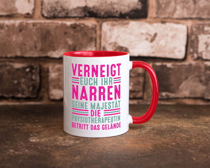 Verneigt euch: Physiotherapeutin Humor Geschenkidee Tasse