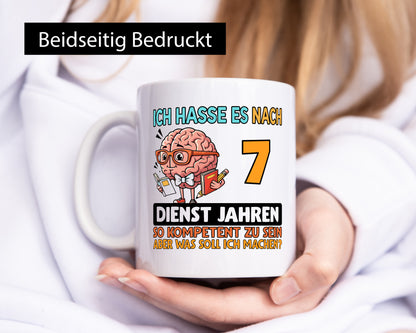 7 Dienstjahre | Arbeit Kompetent lustig Kollegen Büro Geschenk Tasse