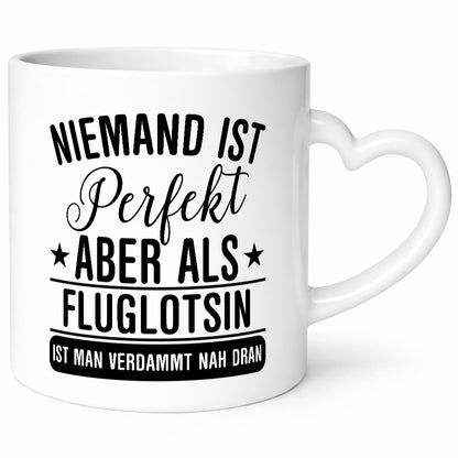 Verdammt nah dran: Fluglotsin | Flughafen Flugverkehr Humor Geschenkidee Tasse