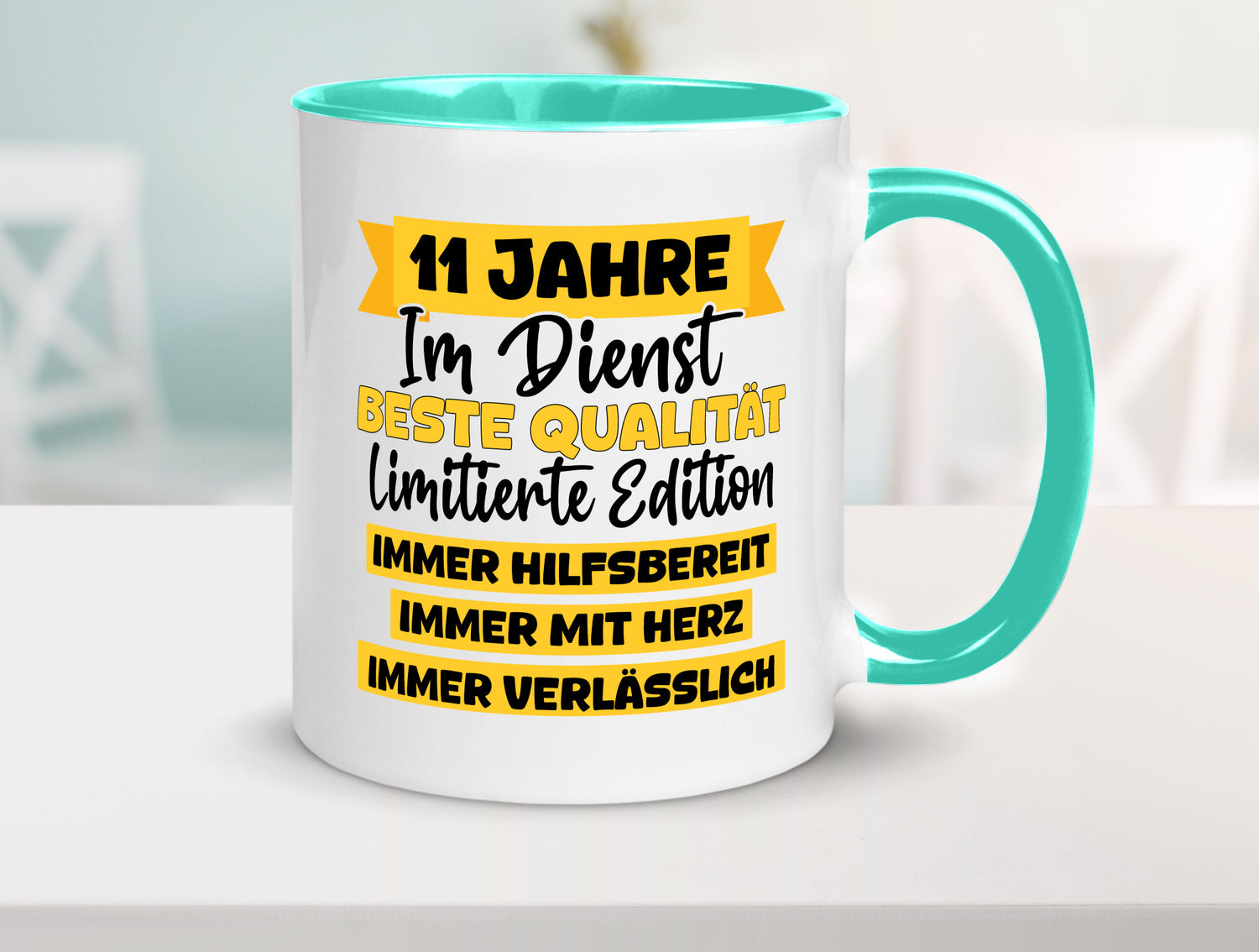 11 Jahre im Dienst | Jubiläum Arbeit v8 Humor Kollegen Büro Geschenkidee Tasse
