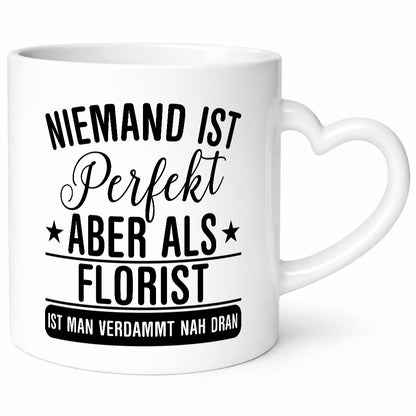 Verdammt nah dran: Florist | Blumen Verkäufer lustiger Spruch Geschenk Humor