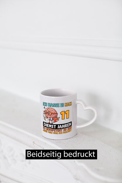 11 Dienstjahre | Arbeit Kompetent lustiger Spruch Geschenk Kollegen Büro Tasse